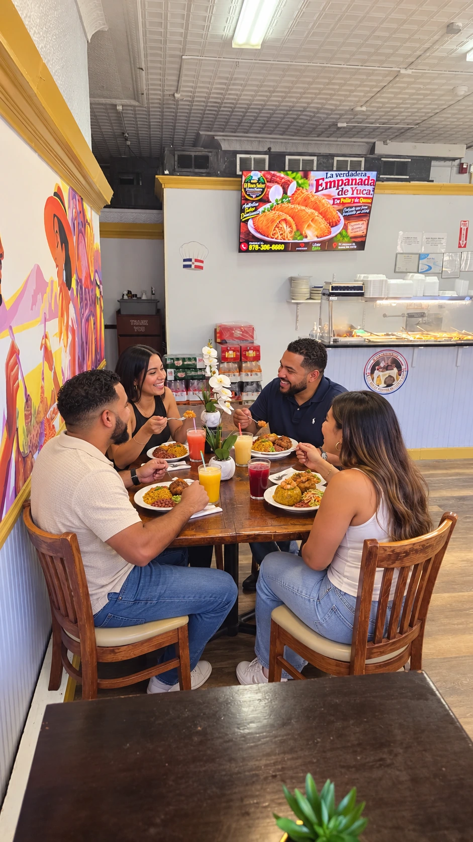 Grupo de comensales en el restaurante; imagen editada con IA